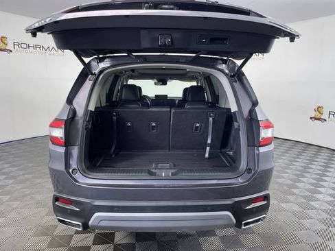 Used 2024 Honda Pilot Touring image 40