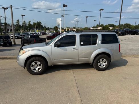Used 2008 Nissan Pathfinder S AWD/4WD image 9