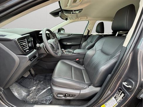 Used 2022 Lexus NX 250 FWD w/ Towing Package (2000 Lbs) image 2