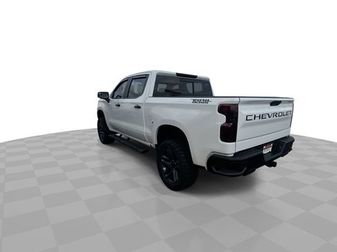 Used 2021 Chevrolet Silverado 1500 LT Trail Boss w/ Convenience Package II image 6