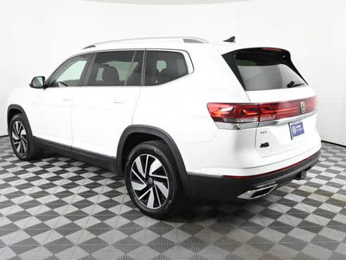 Used 2025 Volkswagen Atlas SEL image 8