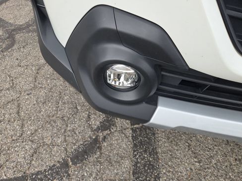 Used 2023 Subaru Outback Touring AWD/4WD image 6