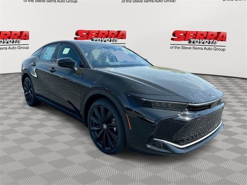 Certified 2025 Toyota Crown Nightshade image 1