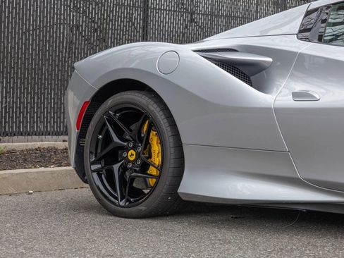 Used 2022 Ferrari F8 Tributo RWD image 49