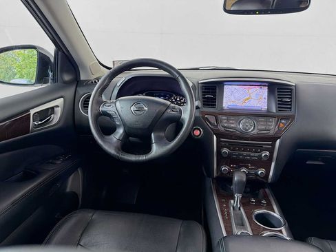 Used 2013 Nissan Pathfinder Platinum w/ Platinum Premium Pkg AWD/4WD image 22