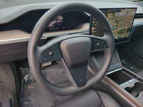 Used 2021 Tesla Model S Long Range image 24