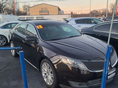 Used 2013 Lincoln MKS AWD image 2