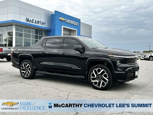 New 2024 Chevrolet Silverado EV RST image 1