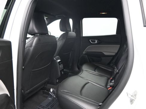 Used 2025 Jeep Compass Limited AWD/4WD image 24