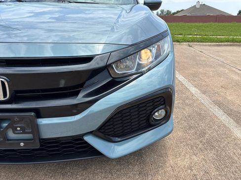 Used 2018 Honda Civic EX image 5