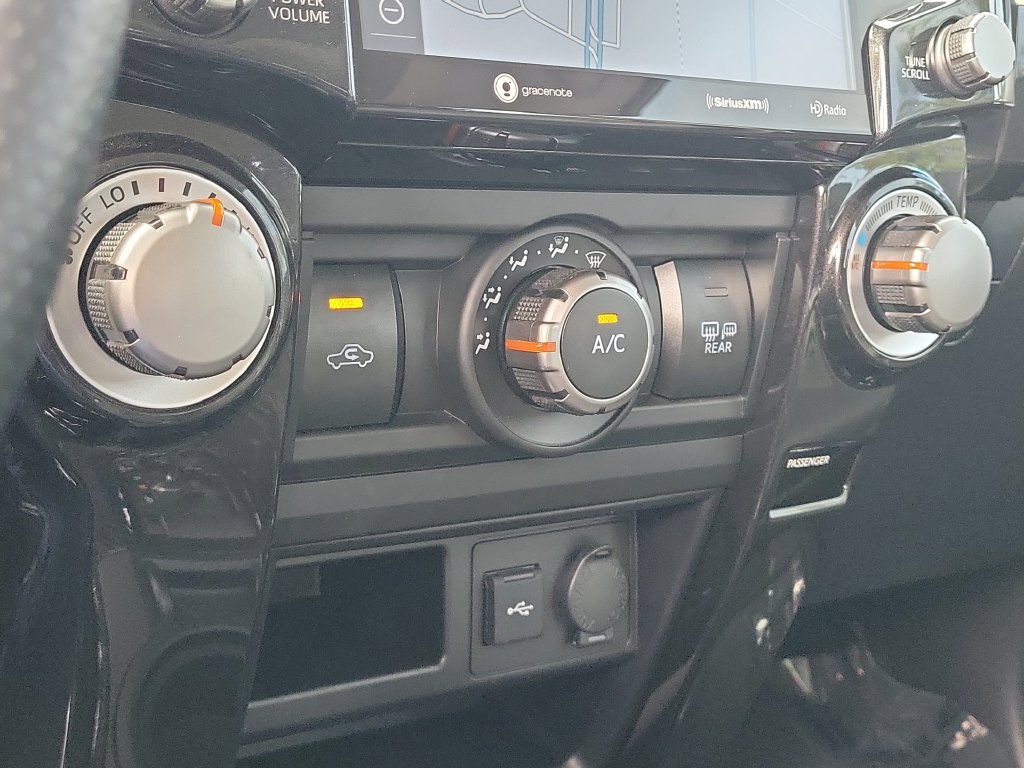 Used 2023 Toyota 4Runner TRD Off-Road Premium w/ Moonroof Package AWD/4WD image 17