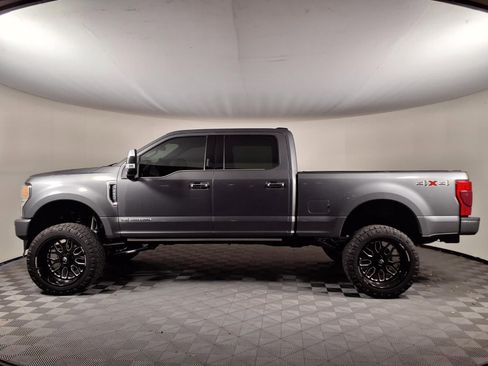 Used 2022 Ford F250 Platinum AWD/4WD image 4