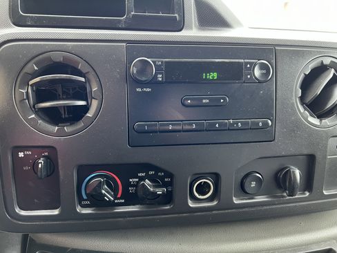 Used 2011 Ford E-250 and Econoline 250 Extended w/ Commercial Cargo Van Pkg image 27