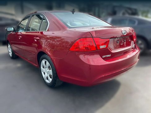 Used 2009 Kia Optima LX image 4