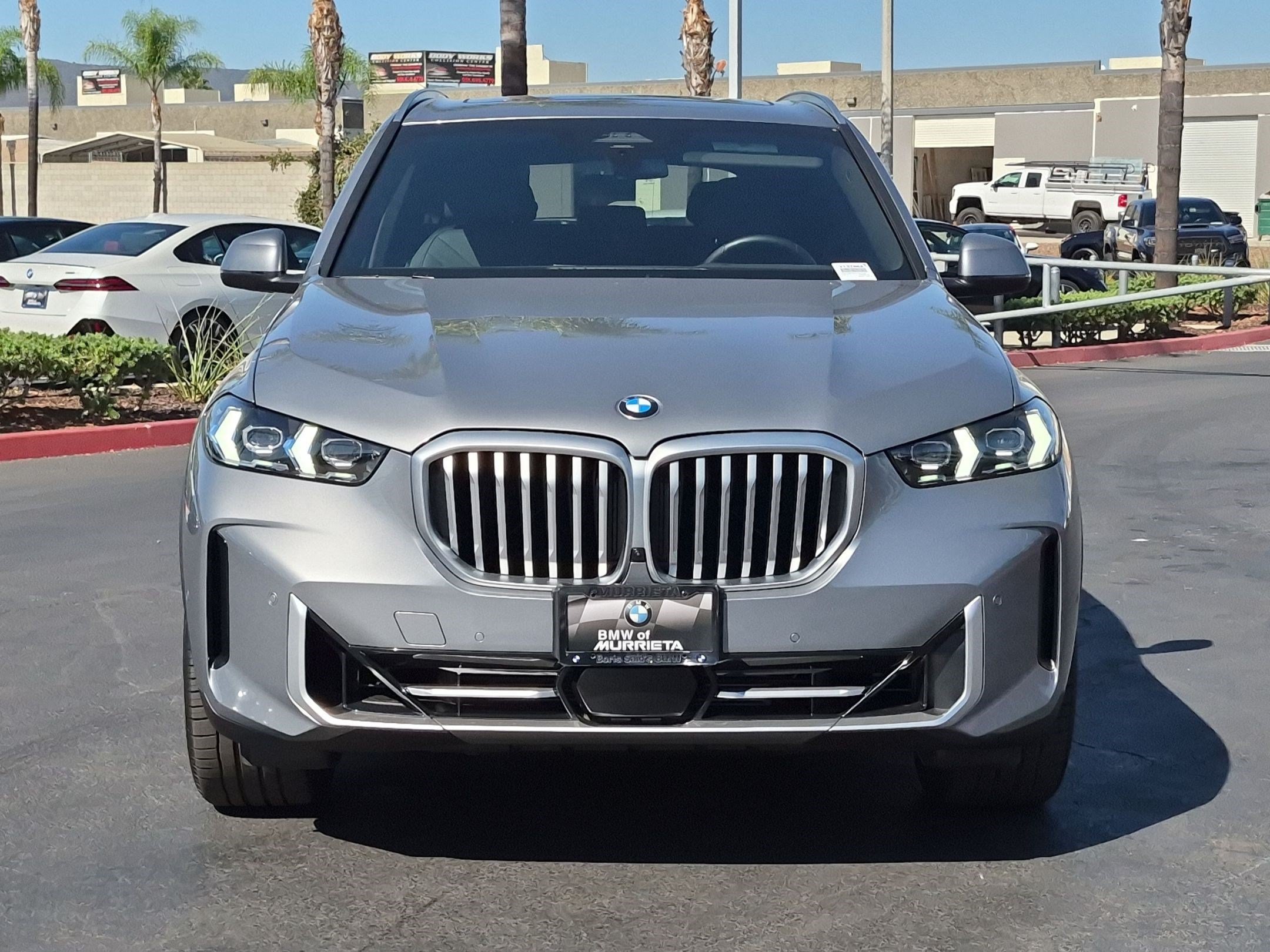 Certified 2026 BMW X5 sDrive40i w/ Climate Comfort Package RWD image 3
