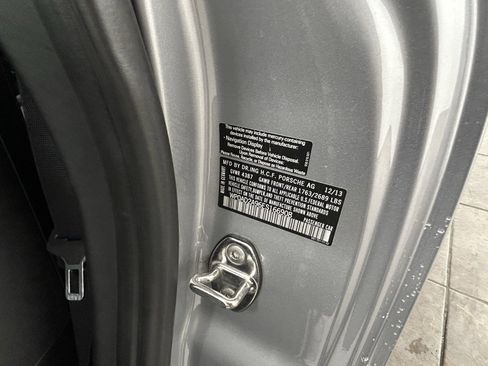 Used 2014 Porsche 911 Turbo S image 32