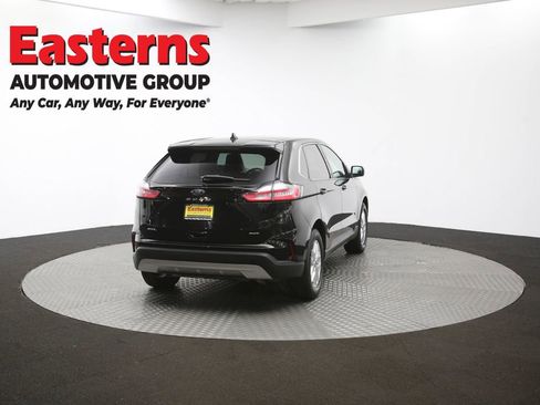 Used 2023 Ford Edge SEL image 38