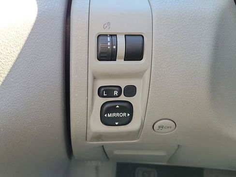 Used 2012 Subaru Forester 2.5X Touring AWD/4WD image 23
