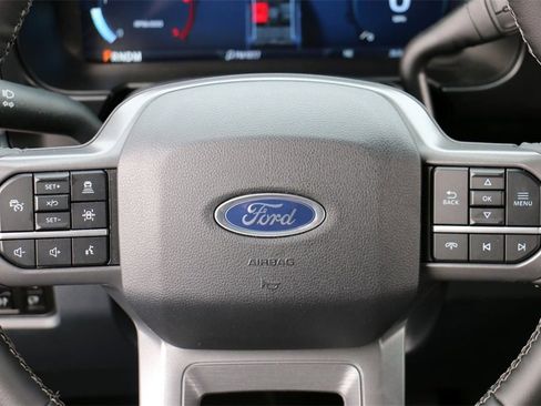 New 2026 Ford F250 Lariat w/ Black Appearance Package image 29