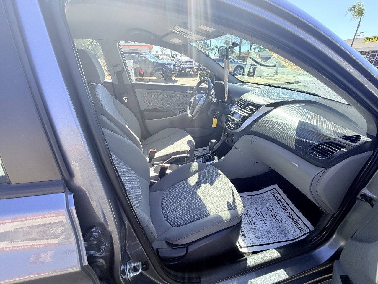 Used 2013 Hyundai Accent GLS FWD image 21