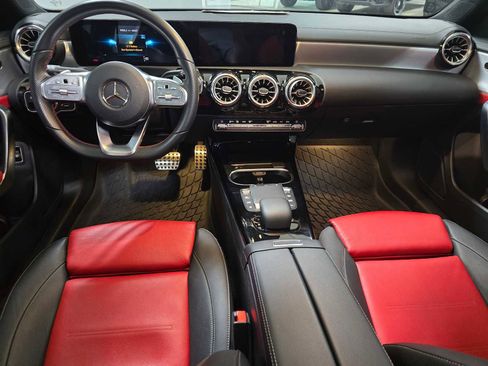 Certified 2022 Mercedes-Benz A 220 4MATIC image 19