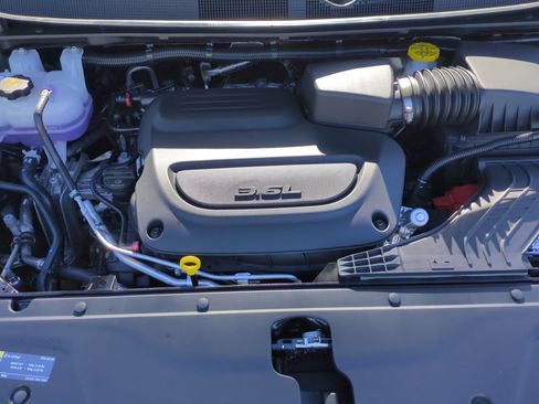 New 2026 Chrysler Pacifica Limited w/ S Appearance Package image 21