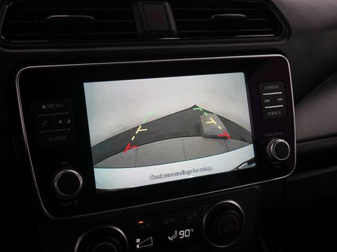 Used 2025 Nissan Leaf S FWD image 21