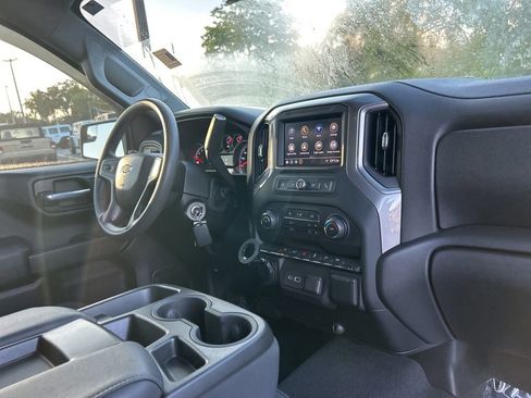 Used 2021 Chevrolet Silverado 1500 Custom RWD image 23
