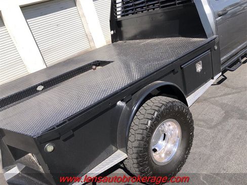 Used 2013 RAM 3500 Tradesman w/ Chrome Appearance Group AWD/4WD image 3