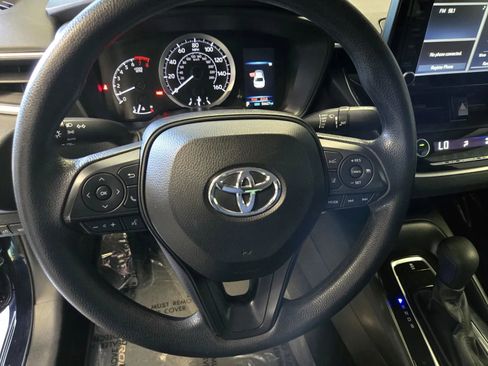 Used 2022 Toyota Corolla LE w/ Carpet Mat Package (TMS) FWD image 17