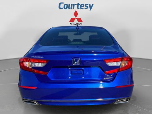 Used 2020 Honda Accord Sport image 4