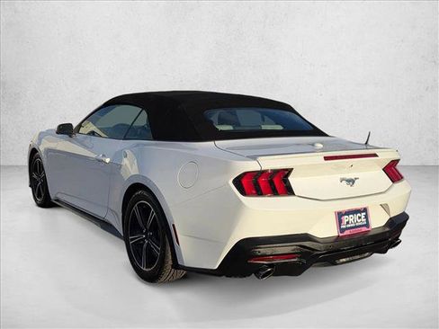 Used 2024 Ford Mustang Premium image 8