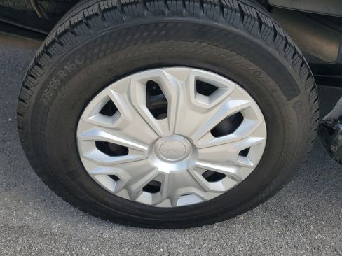 Used 2022 Ford Transit 250 Low Roof w/ Exterior Upgrade Package image 29