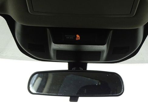 Used 2022 Nissan Rogue SV AWD/4WD image 24