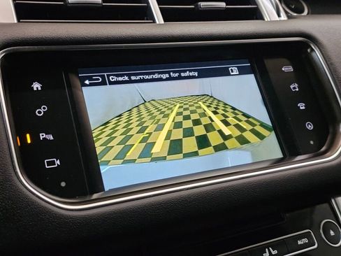 Used 2016 Land Rover Range Rover Sport HSE image 29