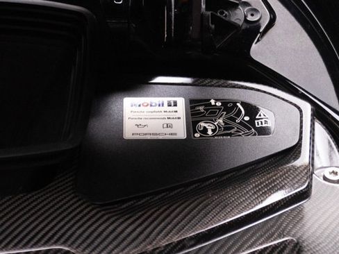 Used 2018 Porsche 911 GT2 RS RWD image 43