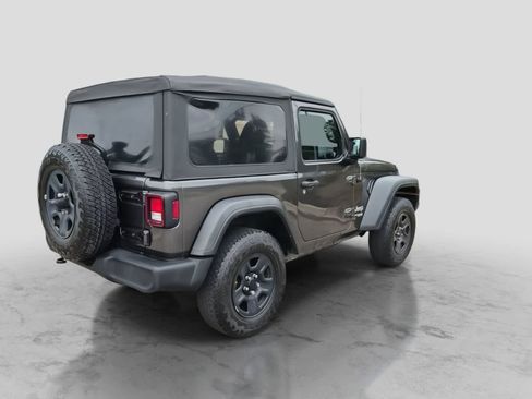 Used 2018 Jeep Wrangler Sport AWD/4WD image 8
