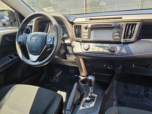 Used 2013 Toyota RAV4 XLE AWD/4WD image 11