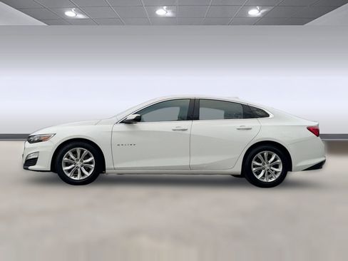 Used 2023 Chevrolet Malibu LT image 2