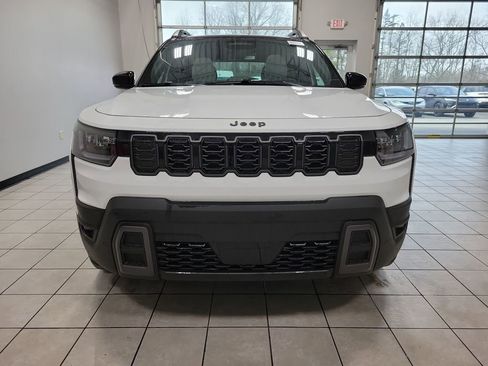 New 2026 Jeep Cherokee Overland w/ Trailer Tow Group AWD/4WD image 3