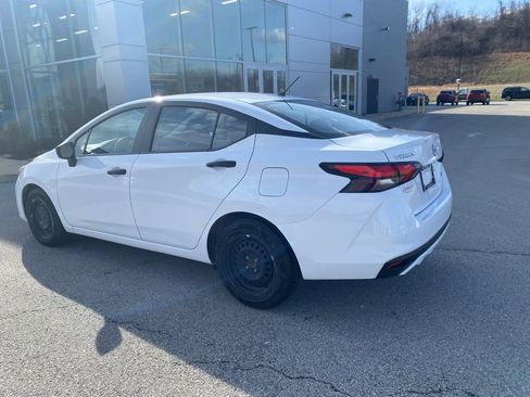 Used 2024 Nissan Versa S image 4