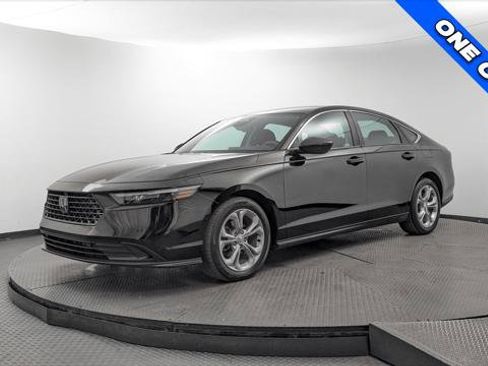 Used 2024 Honda Accord LX image 2