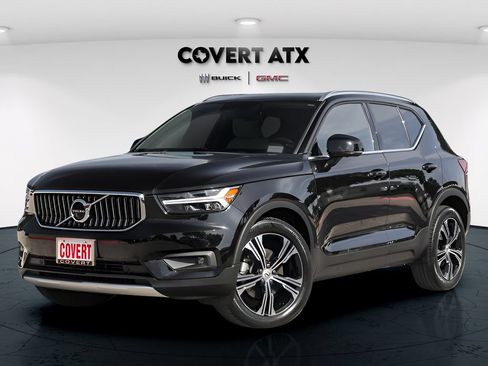 Used 2020 Volvo XC40 T5 Inscription w/ Protection Package Premier AWD/4WD image 2