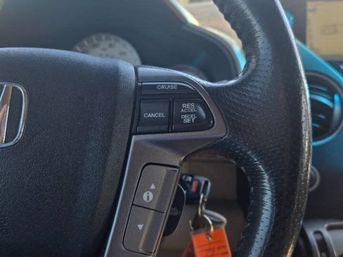 Used 2015 Honda Pilot Touring image 31