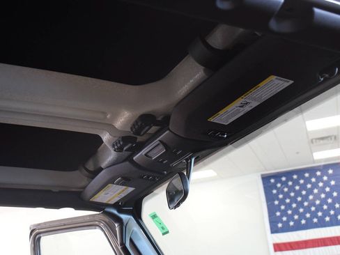 Used 2020 Jeep Wrangler Unlimited Rubicon w/ Quick Order Package 28Y Recon AWD/4WD image 26