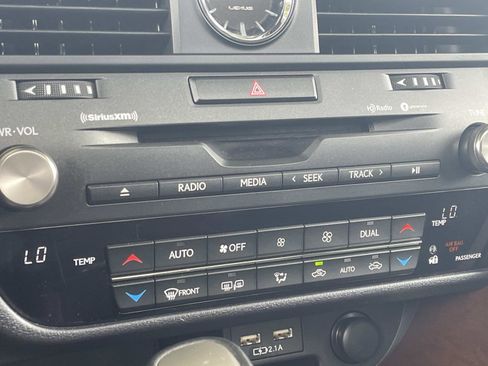 Used 2020 Lexus RX 350 FWD w/ Premium Package image 19
