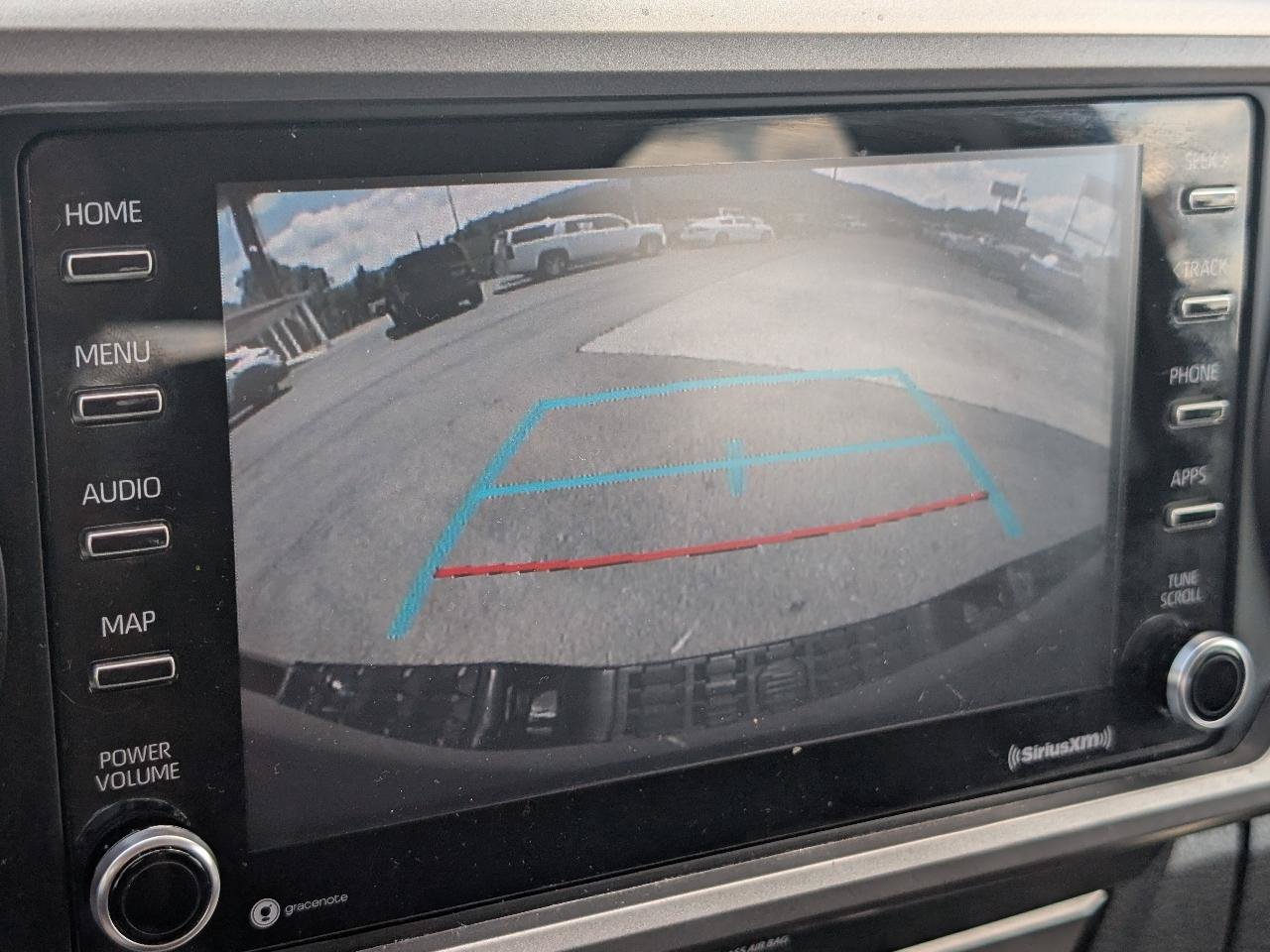 Used 2020 Toyota Tacoma SR5 AWD/4WD image 18
