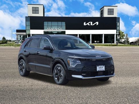 New 2026 Kia Niro Wave w/ Wave Preserve Package FWD image 2