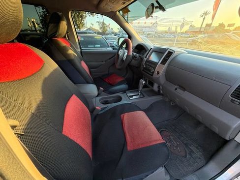 Used 2019 Nissan Frontier SV AWD/4WD image 20