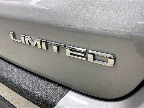 Used 2020 Jeep Compass Limited image 24